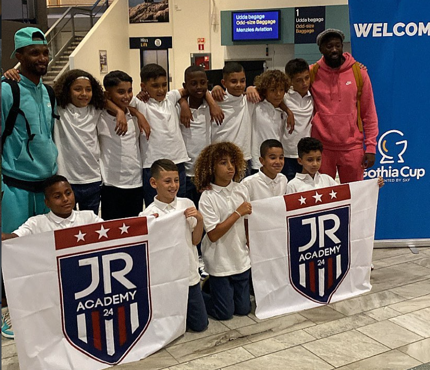 La JR24